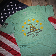 Don't Tread On Me T-Shirt (Heather Green)